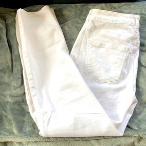 American eagle mom jeans